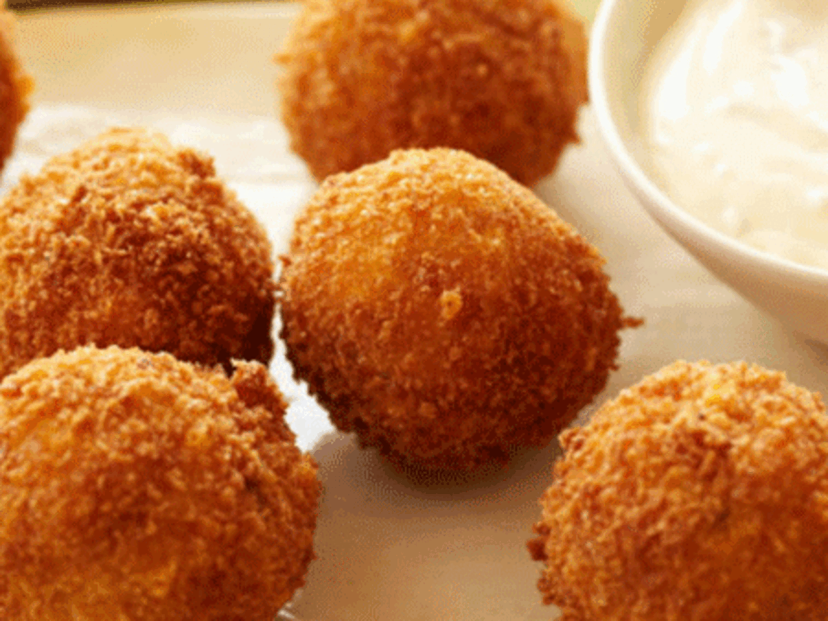 CHICKEN CHEESE BALL 500GMS