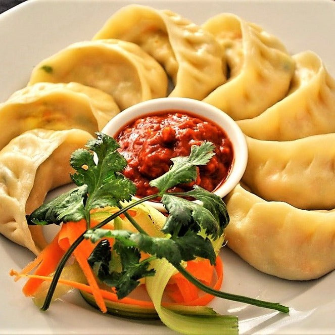 VEG MOMOS 500GMS (20 PCS)