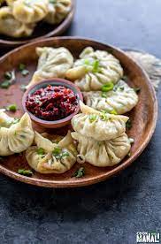 VEG CHEESE MOMOS 500GMS (20 PCS)